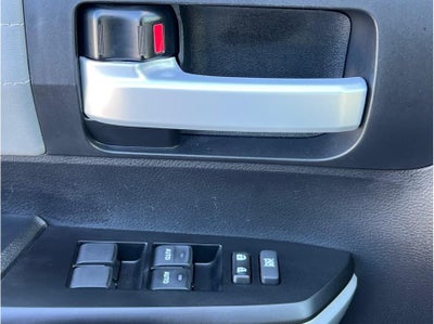 2021 Toyota Tundra CrewMax Limited Pickup 4D 5 1/2 ft