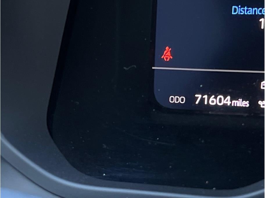 2022 Toyota Tundra Hybrid CrewMax Limited Pickup 4D 5 1/2 ft