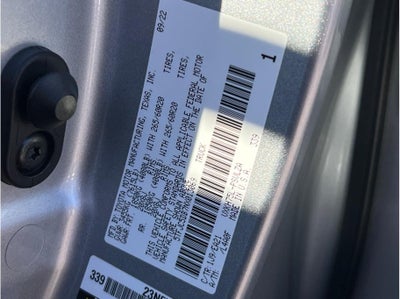 2022 Toyota Tundra Hybrid CrewMax Limited Pickup 4D 5 1/2 ft