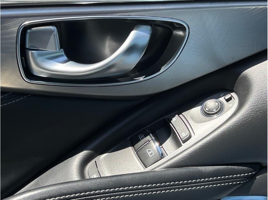 2019 INFINITI Q60 3.0t Luxe Coupe 2D