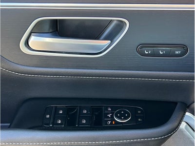 2025 INFINITI QX80 SENSORY Sport Utility 4D