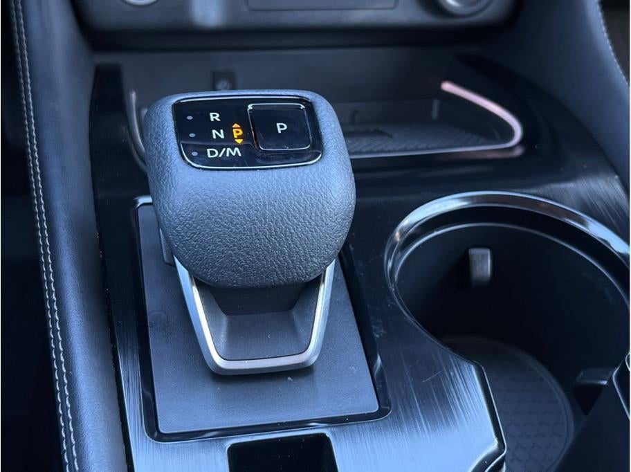 2022 Nissan Rogue Platinum Sport Utility 4D