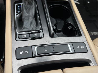 2016 Hyundai Genesis 3.8 Sedan 4D