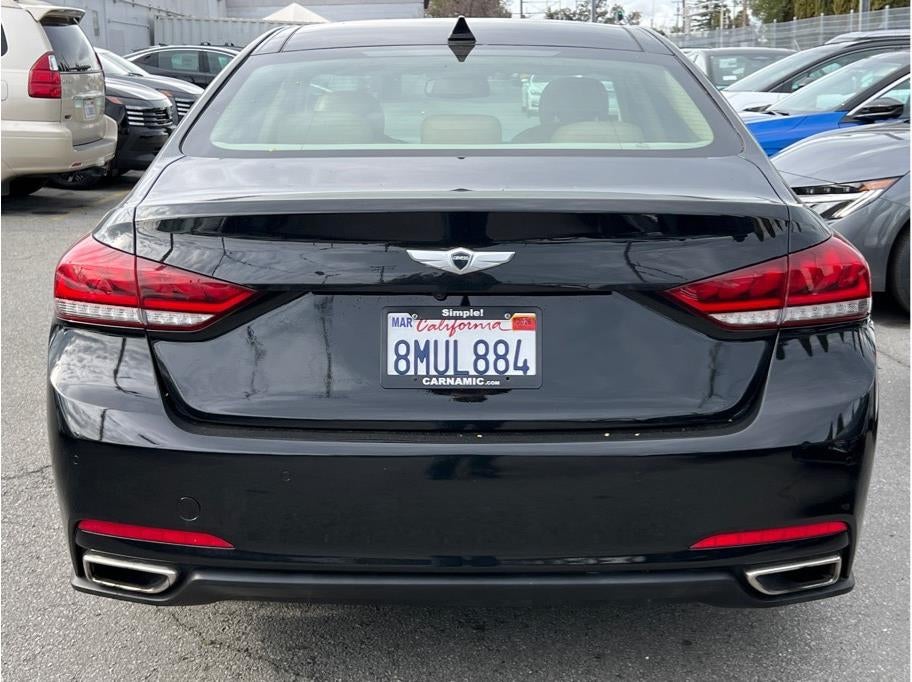 2016 Hyundai Genesis 3.8 Sedan 4D