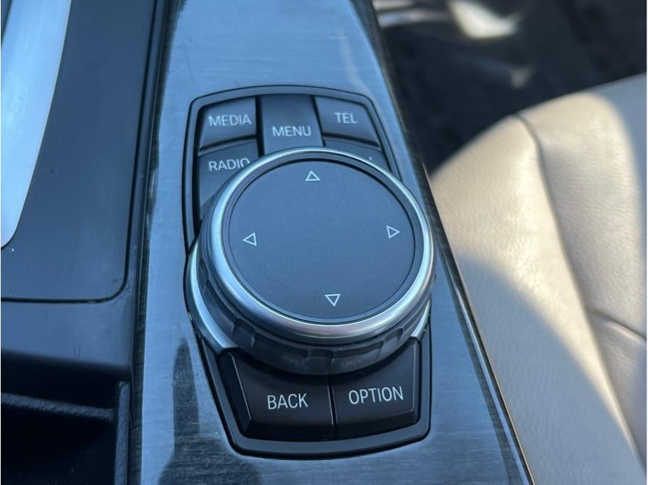 2015 BMW 3 Series 328i