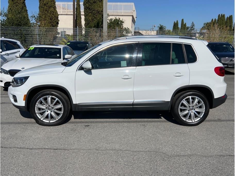 2015 Volkswagen Tiguan 2.0T SEL Sport Utility 4D