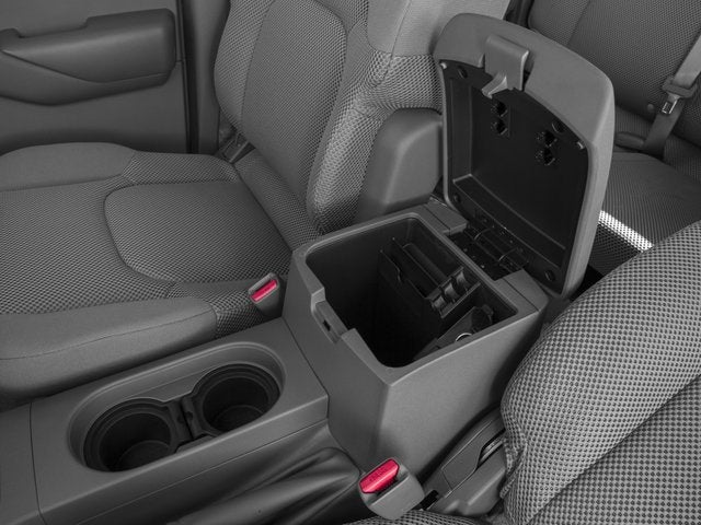 2016 Nissan Frontier Crew Cab SV Pickup 4D 6 ft