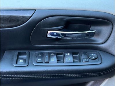 2019 Dodge Grand Caravan Passenger SE Minivan 4D