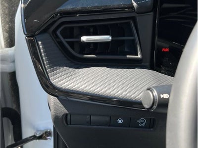 2025 Nissan Kicks SR Sport Utility 4D
