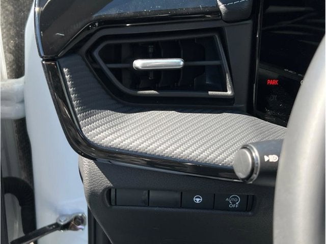 2025 Nissan Kicks SR Sport Utility 4D