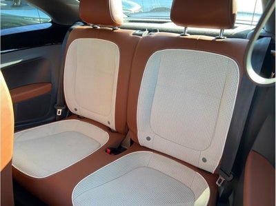 2017 Volkswagen Beetle 1.8T Classic Hatchback 2D