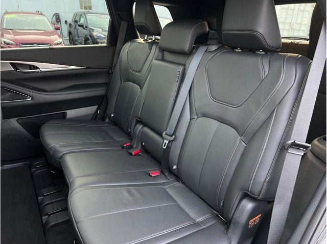 2025 INFINITI QX60 LUXE Sport Utility 4D