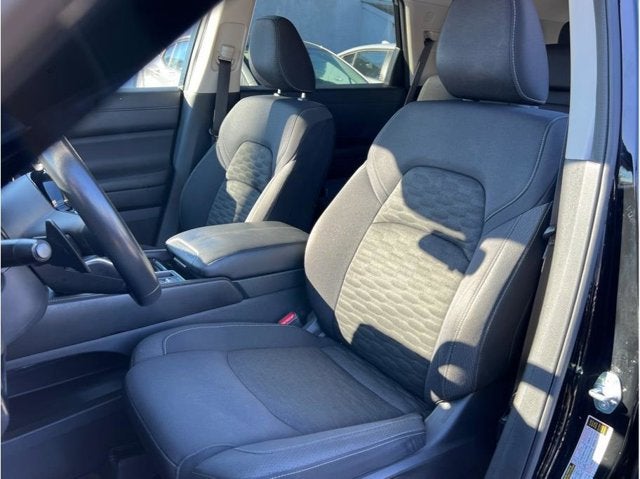 2022 Nissan Pathfinder SV Sport Utility 4D