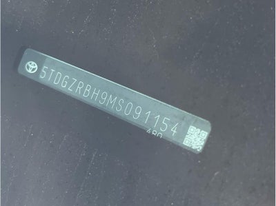 2021 Toyota Highlander XLE Sport Utility 4D