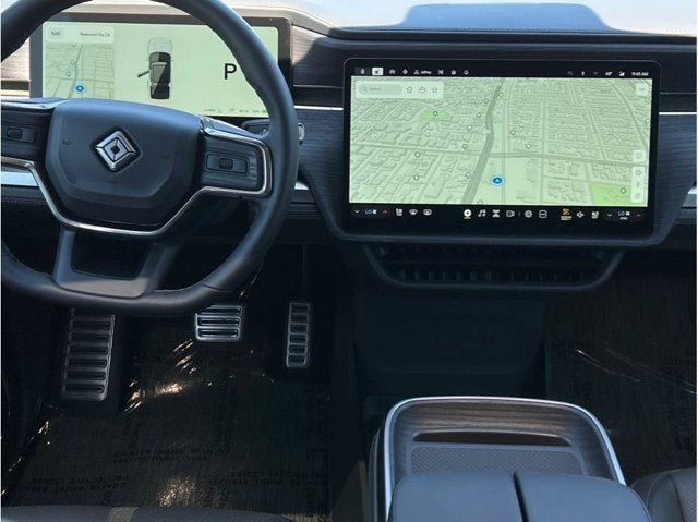 2024 Rivian R1S Quad Large Sport Utility 4D