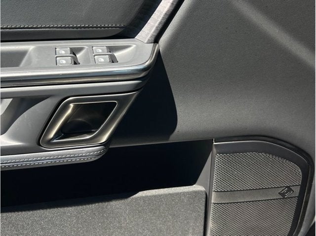 2024 Rivian R1S Quad Large Sport Utility 4D