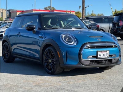 2023 MINI Hardtop 2 Door Cooper SE Hatchback 2D