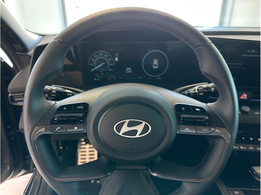2025 Hyundai Elantra Hybrid SEL Sport HEV Sedan 4D
