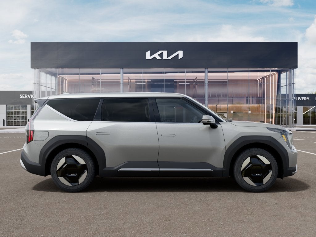 2026 Kia EV9 Light Long Range Sport Utility 4D